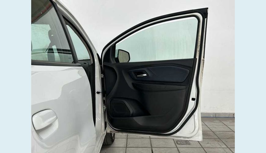 CHEVROLET SPIN PREMIER 1.8 (AUT.) - BRANCO - 2023 Foto 8 (Grande)
