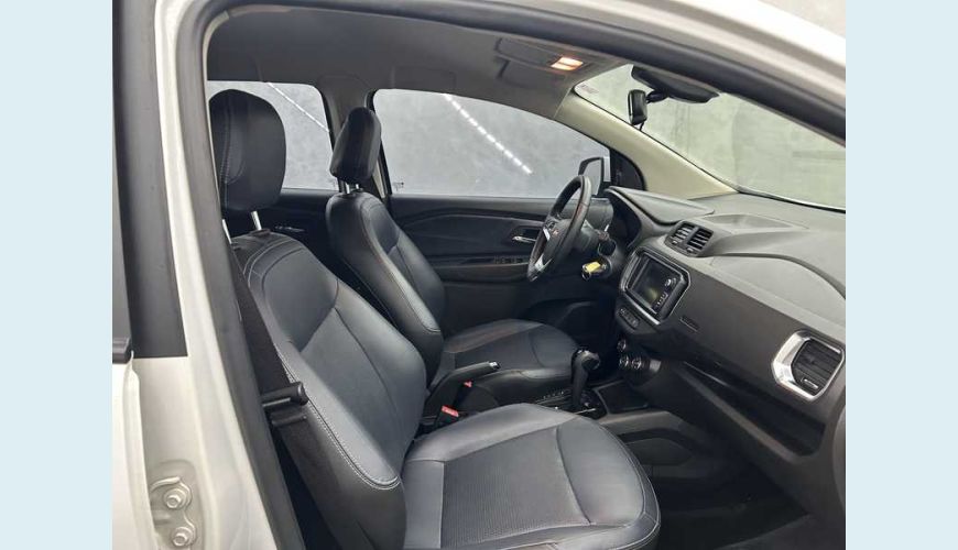 CHEVROLET SPIN PREMIER 1.8 (AUT.) - BRANCO - 2024 Foto 8 (Grande)