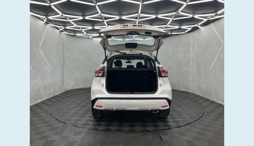 NISSAN KICKS ACTIVE 1.6 (FLEX) - BRANCO - 2024 Foto 8 (Grande)