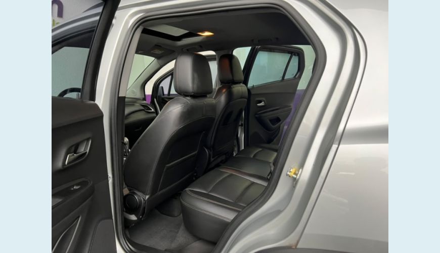 CHEVROLET TRACKER - PRATA - 2019 Foto 8 (Grande)