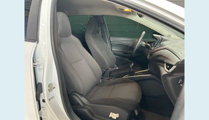 CHEVROLET ONIX LT 1.0 TURBO - BRANCO - 2025 Foto 8 (Grande)