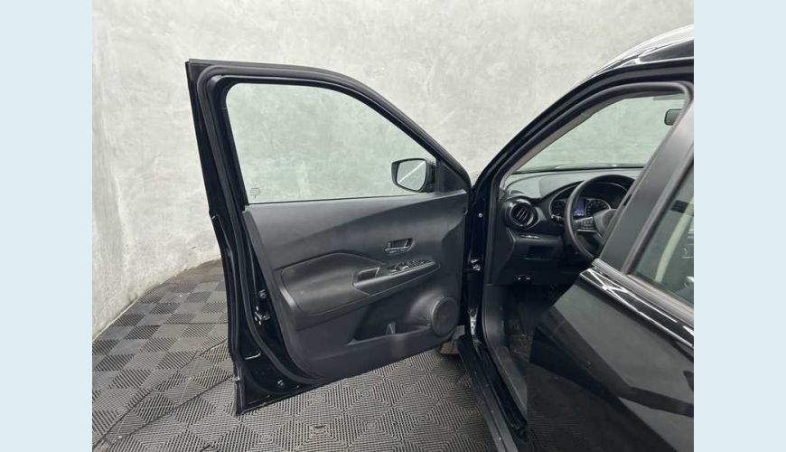 NISSAN KICKS SENSE CVT 1.6 FLEX - PRETO - 2024 Foto 8 (Grande)