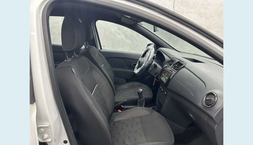 RENAULT LOGAN ZEN 1.0 12V SCE FLEX - BRANCO - 2023 Foto 8 (Grande)