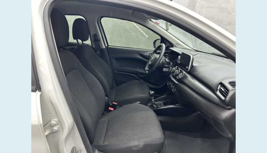 FIAT CRONOS DRIVE 1.3 FLEX MT - BRANCO - 2023 Foto 8 (Grande)
