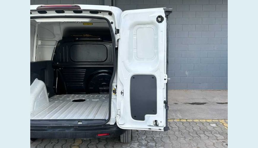 FIAT FIORINO 1.4 ENDURANCE FLEX - BRANCO - 2025 Foto 8 (Grande)
