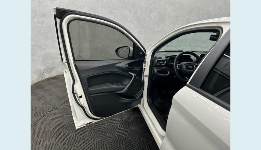 FIAT CRONOS DRIVE 1.3 FLEX MT - BRANCO - 2023 Foto 8 (Grande)