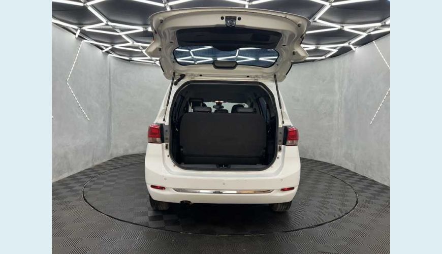 CHEVROLET SPIN PREMIER 1.8 (AUT.) - BRANCO - 2023 Foto 8 (Grande)