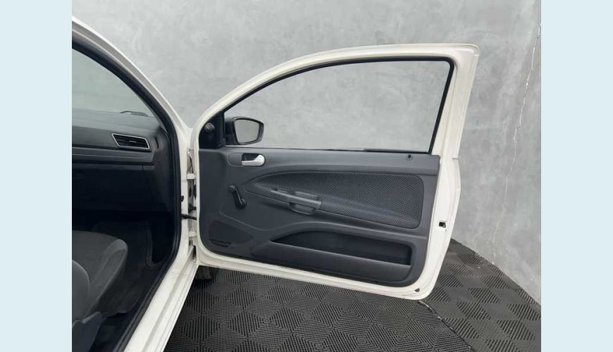 VOLKSWAGEN SAVEIRO ROBUST 1.6 MSI CS FLEX - BRANCO - 2020 Foto 8 (Grande)