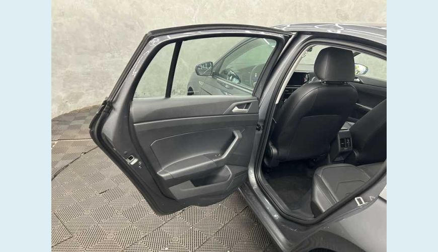VOLKSWAGEN VIRTUS 1.0 200 TSI COMFORTLINE FLEX AUT. - PRATA - 2023 Foto 8 (Grande)
