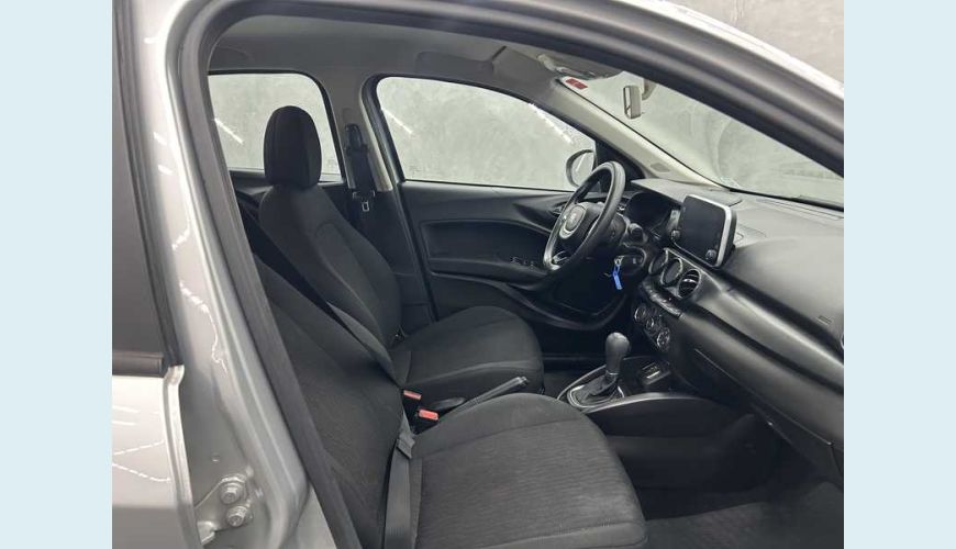 FIAT CRONOS DRIVE 1.3 (AUT.) - PRATA - 2024 Foto 8 (Grande)
