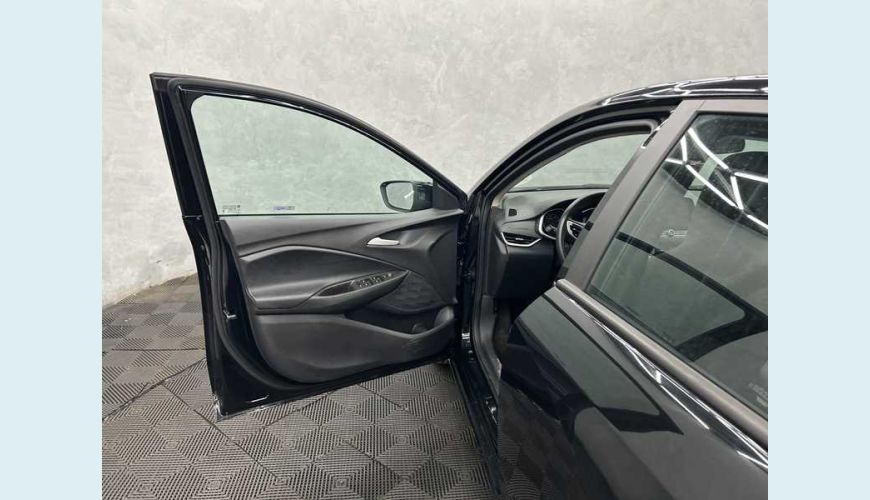 CHEVROLET ONIX LT 1.0 TURBO - PRETO - 2024 Foto 8 (Grande)