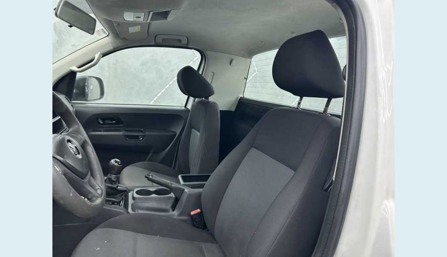VOLKSWAGEN AMAROK 2.0 S 4X4 TDI CS - BRANCO - 2019 Foto 8 (Grande)