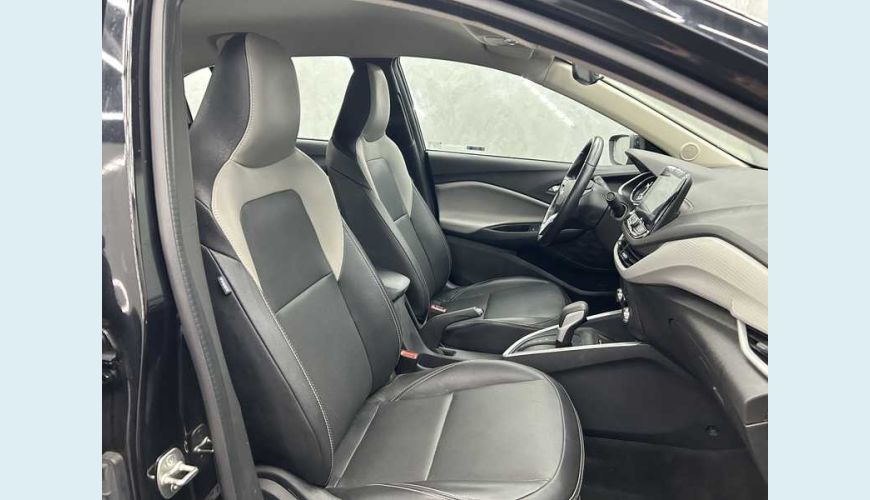 CHEVROLET ONIX PLUS PREMIER 1.0 TURBO (AUT.) - BRANCO - 2025 Foto 8 (Grande)
