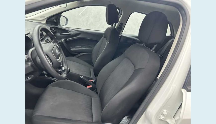 FIAT ARGO 1.0 FLEX - BRANCO - 2023 Foto 8 (Grande)