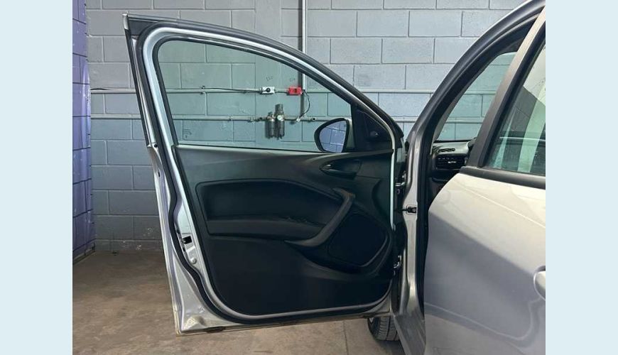 FIAT CRONOS DRIVE 1.3 (AUT.) - PRATA - 2025 Foto 8 (Grande)