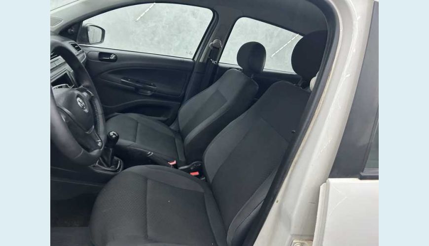 VOLKSWAGEN GOL 1.0 12V FLEX - BRANCO - 2022 Foto 8 (Grande)
