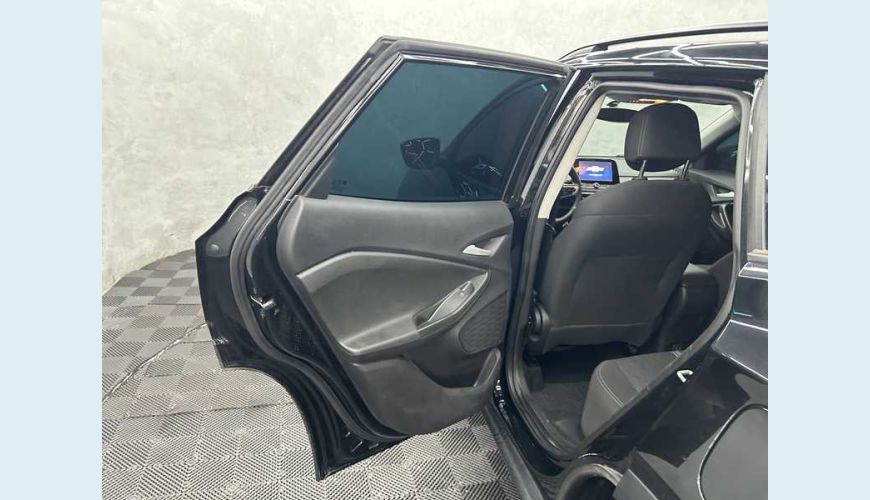 CHEVROLET TRACKER LT 1.0 TURBO (AUT.) - PRETO - 2025 Foto 8 (Grande)