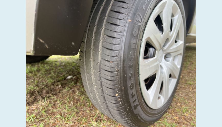 VOLKSWAGEN SAVEIRO FLEX MANUAL 2P - PRATA - 2015 Foto 8 (Grande)