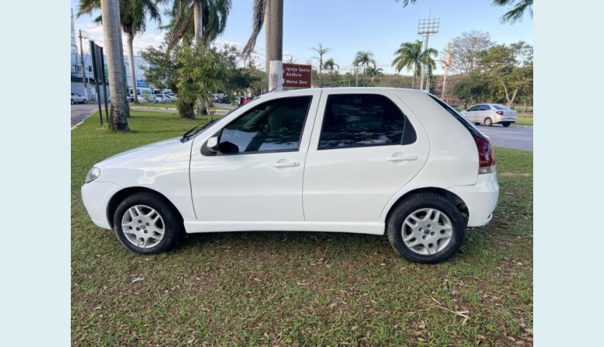 FIAT PALIO - BRANCO - 2005 Foto 8 (Grande)