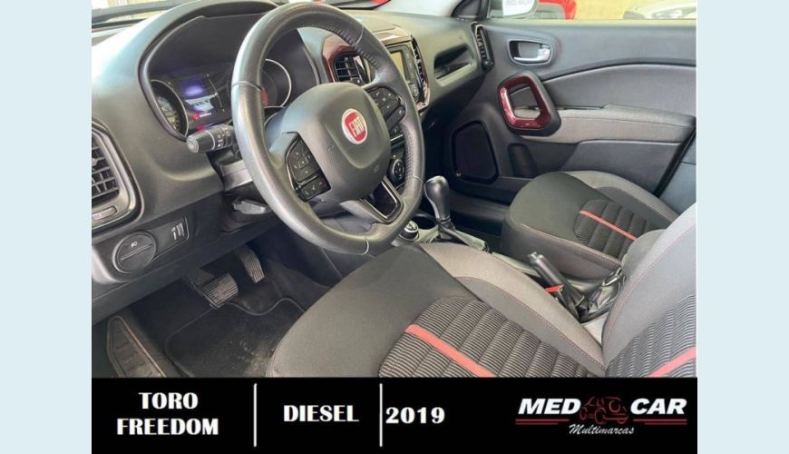 FIAT TORO 2.0 16V TURBO DIESEL FREEDOM 4WD AT9 - CINZA - 2019 Foto 9 (Grande)
