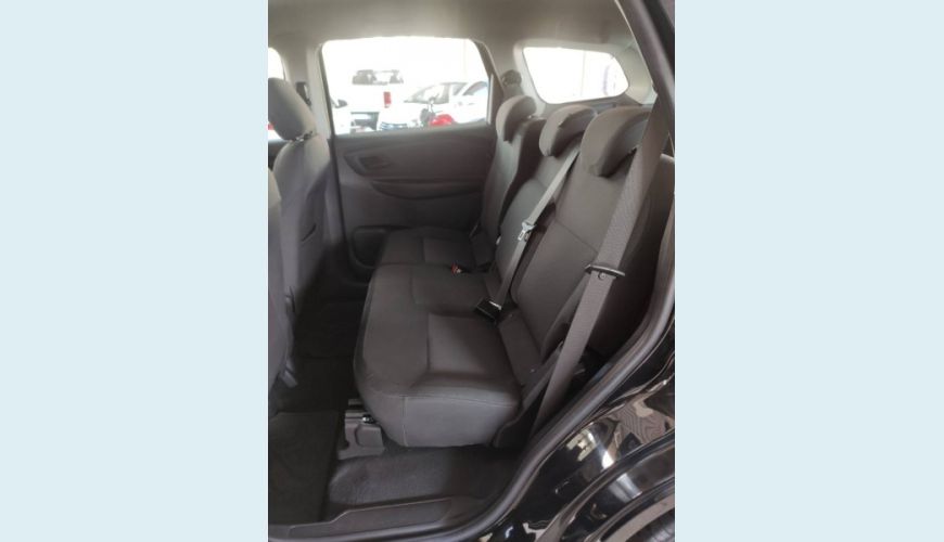 CHEVROLET SPIN 1.8 LT 8V FLEX 4P MANUAL - PRETO - 2020 Foto 9 (Grande)