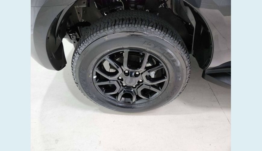 FORD RANGER 2.2 BLACK 4X2 CD 16V DIESEL 4P AUT. - PRETO - 2023 Foto 9 (Grande)