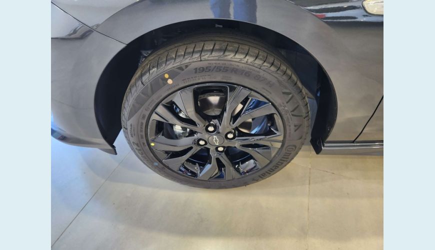 CHEVROLET ONIX 1.0 TURBO FLEX RS AUT. - CINZA - 2024 Foto 9 (Grande)