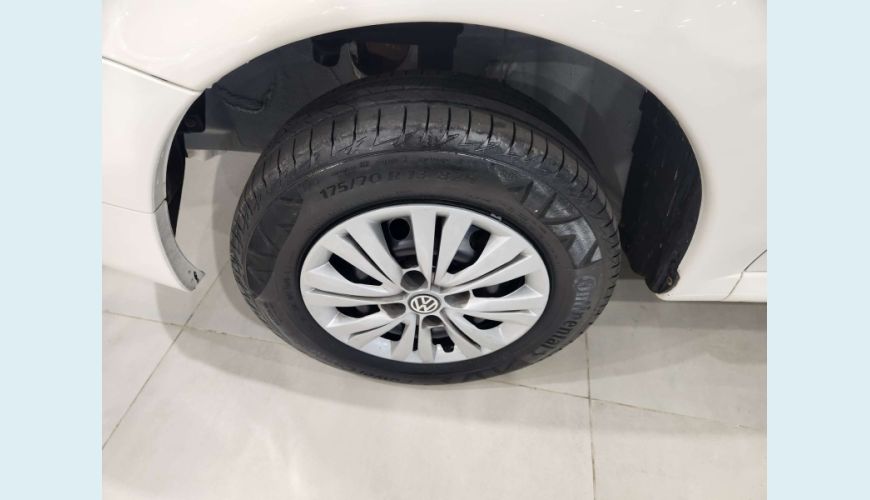 VOLKSWAGEN GOL 1.0 MI 8V FLEX 4P MANUAL G.IV - BRANCO - 2014 Foto 9 (Grande)