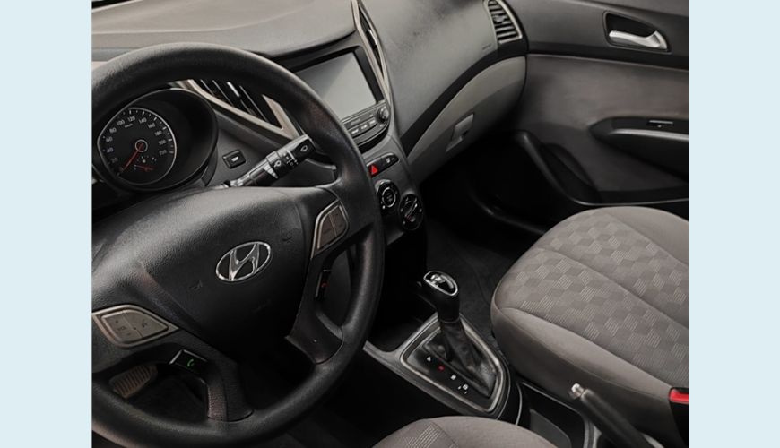 HYUNDAI HB 20S 1.6 COMFORT PLUS 16V FLEX 4P AUT. - PRETO - 2019 Foto 9 (Grande)