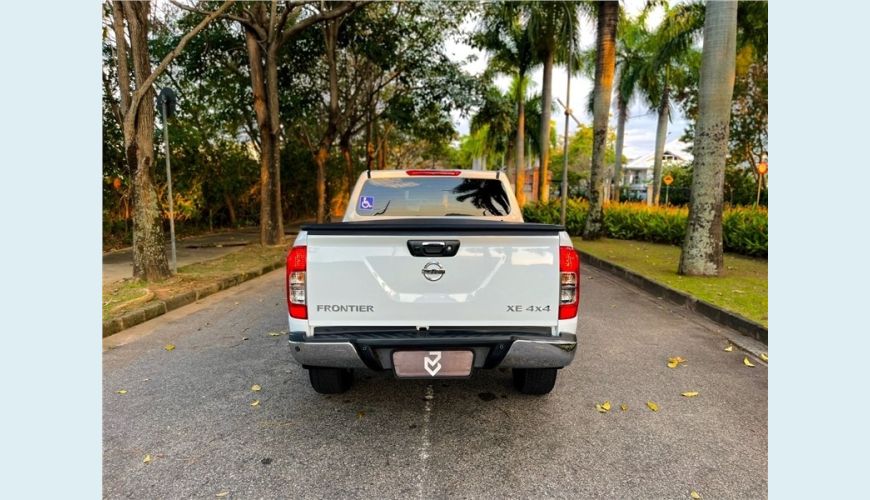 NISSAN FRONTIER 2.3 16V TURBO DIESEL XE CD 4X4 AUT. - N/D - 2021 Foto 9 (Grande)