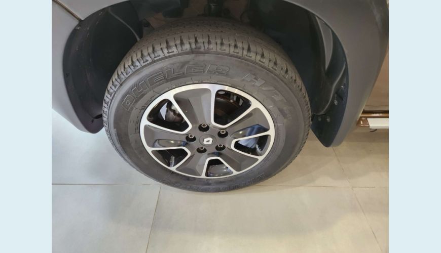 RENAULT DUSTER 1.6 DYNAMIQUE 4X2 16V FLEX 4P MANUAL - MARROM - 2017 Foto 9 (Grande)