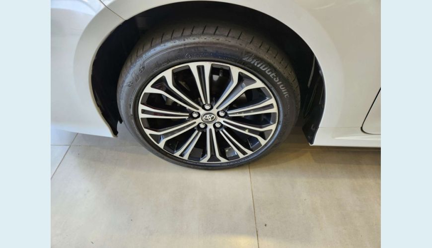 TOYOTA COROLLA 1.8 VVT-I HYBRID FLEX ALTIS PREMIUM CVT - BRANCO - 2022 Foto 9 (Grande)