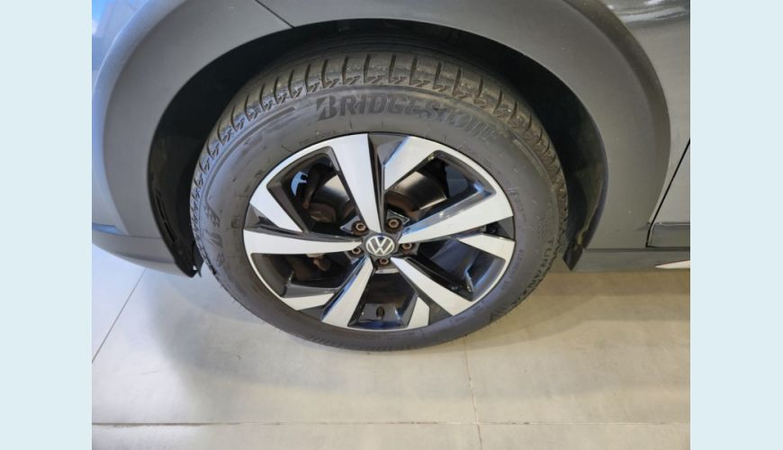 VOLKSWAGEN NIVUS 1.0 200 TSI TOTAL FLEX HIGHLINE AUT. - CINZA - 2022 Foto 9 (Grande)