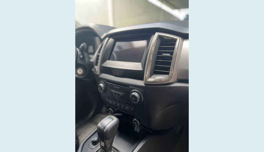 FORD RANGER 3.2 XLT 4X4 CD 20V DIESEL 4P AUT. - CINZA - 2021 Foto 9 (Grande)