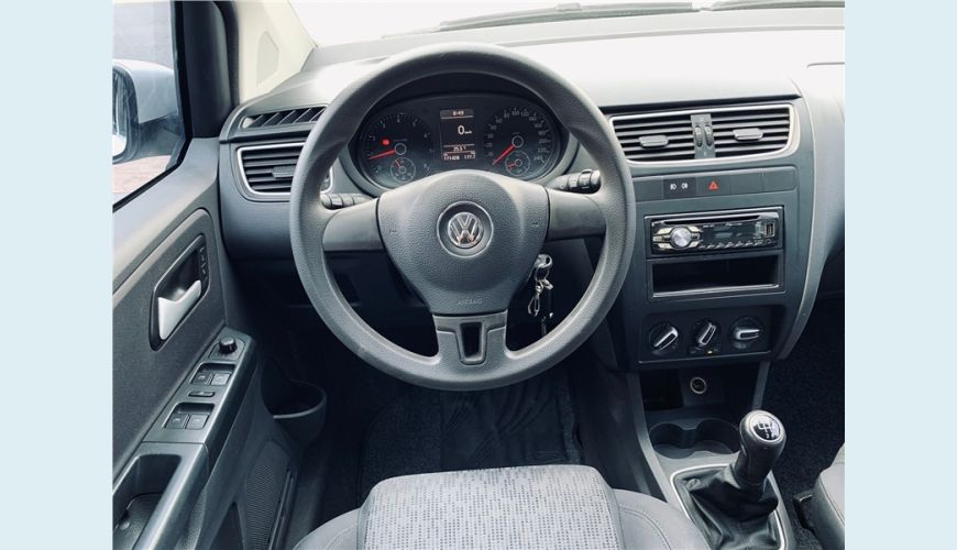 VOLKSWAGEN SPACEFOX 1.6 MI TREND 8V FLEX 4P MANUAL - N/D - 2013 Foto 9 (Grande)