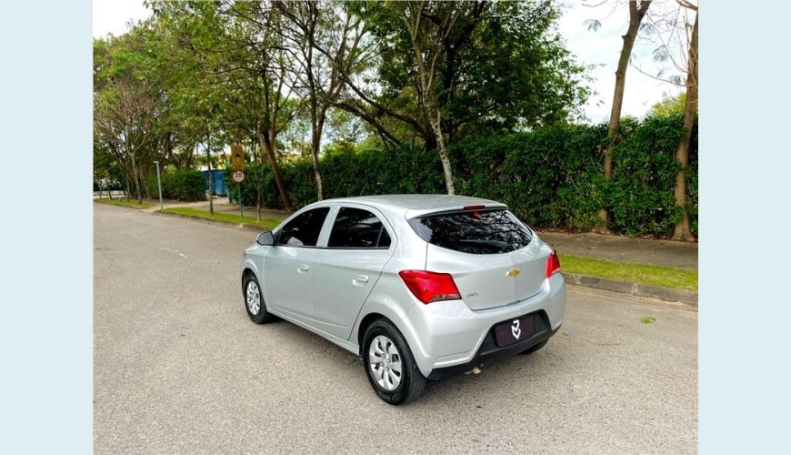 CHEVROLET ONIX 1.0 MPFI LT 8V FLEX 4P MANUAL - N/D - 2019 Foto 9 (Grande)