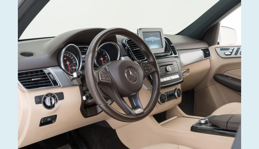 MERCEDES-BENZ GLE 350D 3.0 V6 BLUETEC DIESEL SPORT 4MATIC 9G-TRONIC - BRANCO - 2018 Foto 9 (Grande)