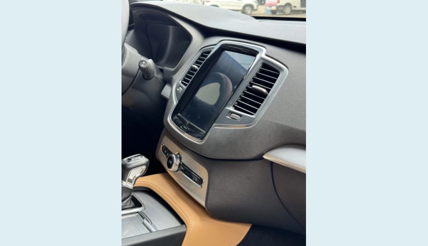 VOLVO XC90 2.0 D5 DIESEL MOMENTUM AWD GEARTRONIC - CINZA - 2019 Foto 9 (Grande)