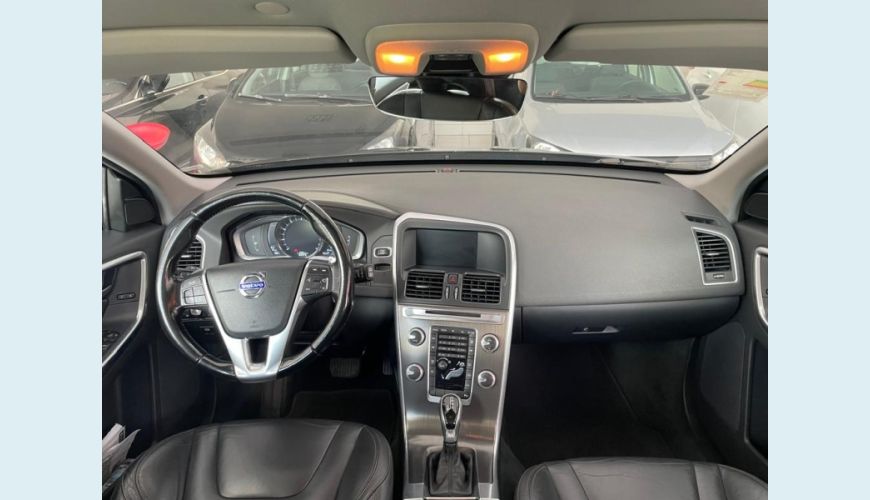 VOLVO XC60 2.0 T5 DYNAMIC FWD TURBO 4P AUT. - PRETO - 2015 Foto 9 (Grande)