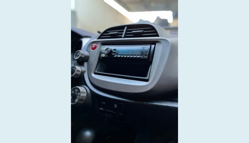 HONDA FIT 1.4 LX 16V FLEX 4P AUT. - PRETO - 2010 Foto 9 (Grande)
