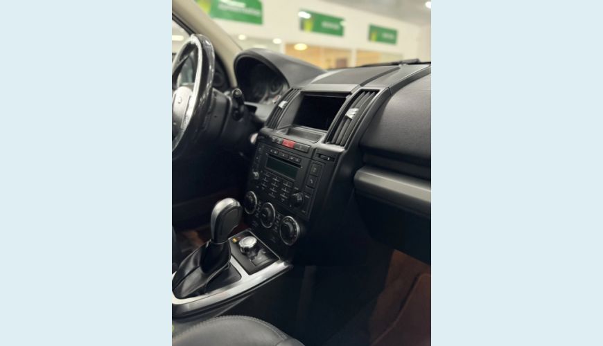 LAND ROVER FREELANDER 2 2.2 SE SD4 16V TURBO DIESEL 4P AUT. - BRANCO - 2012 Foto 9 (Grande)