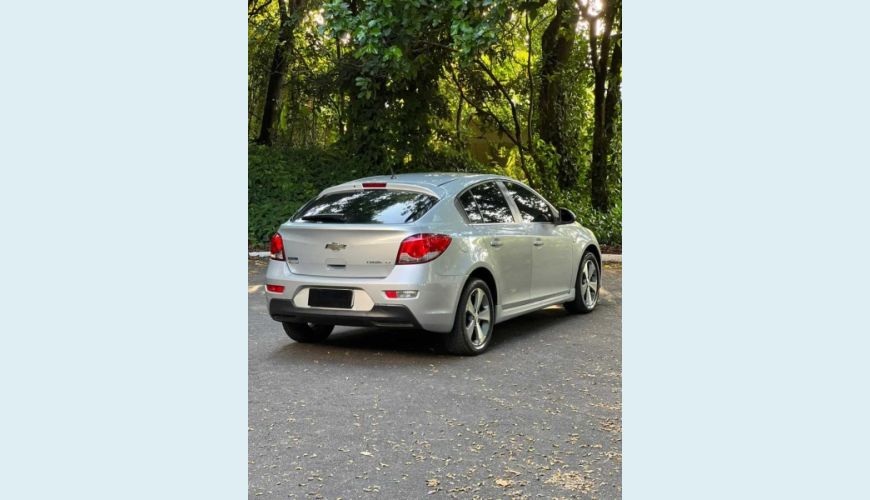 CHEVROLET CRUZE SPORT6 LT 1.8 16V ECOTEC FLEX - PRATA - 2013 Foto 9 (Grande)