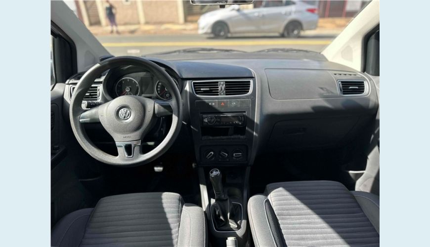 VOLKSWAGEN CROSSFOX 1.6 MI 8V FLEX 4P MANUAL - N/D - 2011 Foto 9 (Grande)