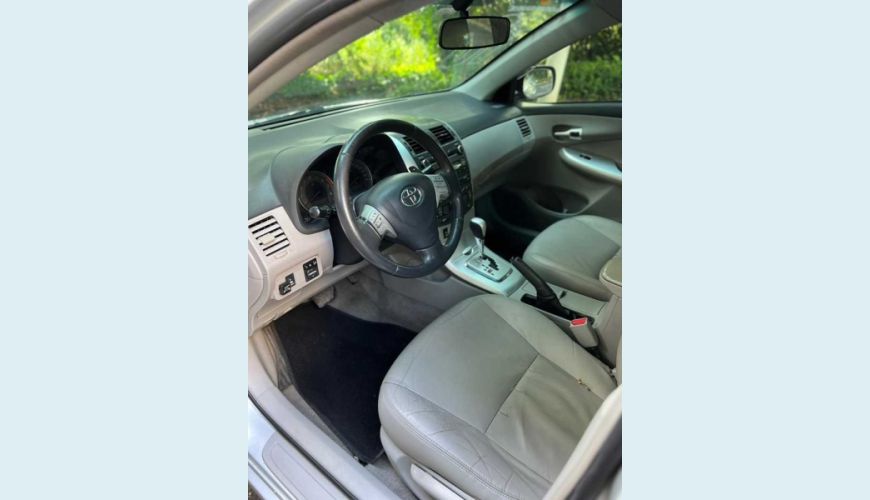 TOYOTA COROLLA 2.0 XEI MULTI-DRIVE S FLEX - PRATA - 2013 Foto 9 (Grande)