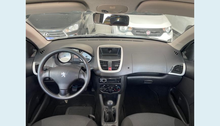 PEUGEOT 207 1.4 ACTIVE 8V FLEX 4P MANUAL - BRANCO - 2014 Foto 9 (Grande)