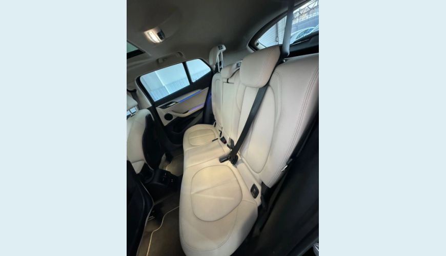 BMW X2 2.0 16V TURBO ACTIVEFLEX SDRIVE20I GP STEPTRONIC - PRETO - 2021 Foto 9 (Grande)