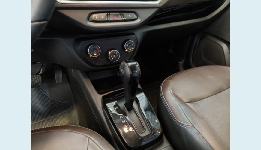 CHEVROLET SPIN 1.8 PREMIER 8V FLEX 4P AUT. - PRATA - 2021 Foto 9 (Grande)