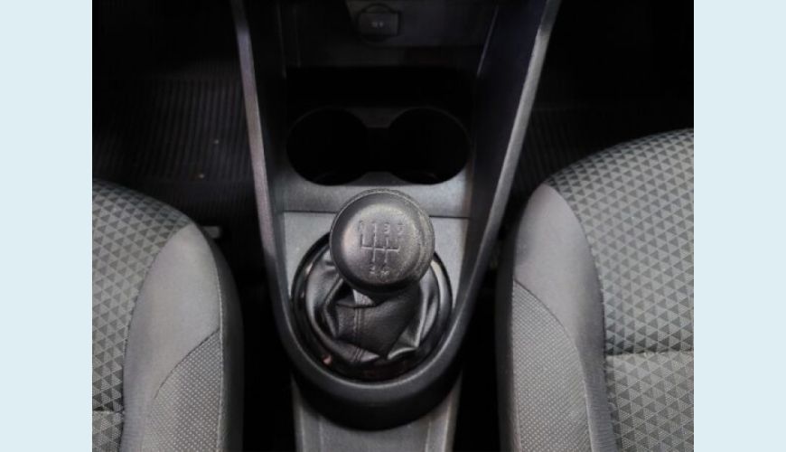 VOLKSWAGEN GOL 1.6 MSI TOTALFLEX 4P MANUAL - PRATA - 2019 Foto 9 (Grande)