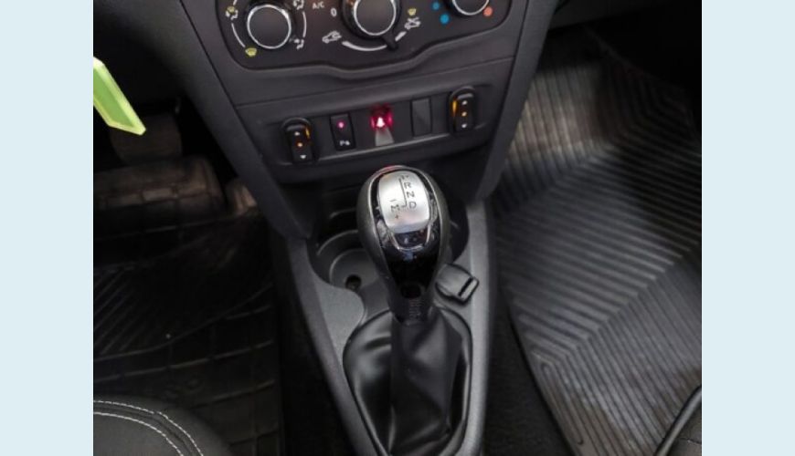RENAULT LOGAN 1.6 16V SCE FLEX ZEN X-TRONIC - BRANCO - 2020 Foto 9 (Grande)