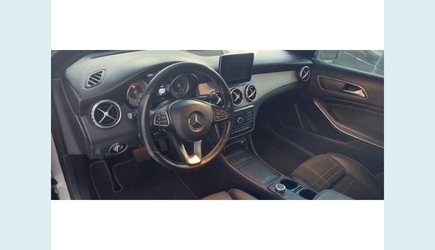 MERCEDES-BENZ GLA 200 1.6 CGI ADVANCE 16V TURBO FLEX 4P AUT. - N/D - 2016 Foto 9 (Grande)